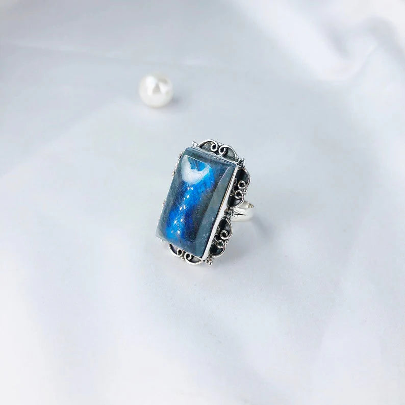 925 Sterling Silver Labradorite Gemstone Ring