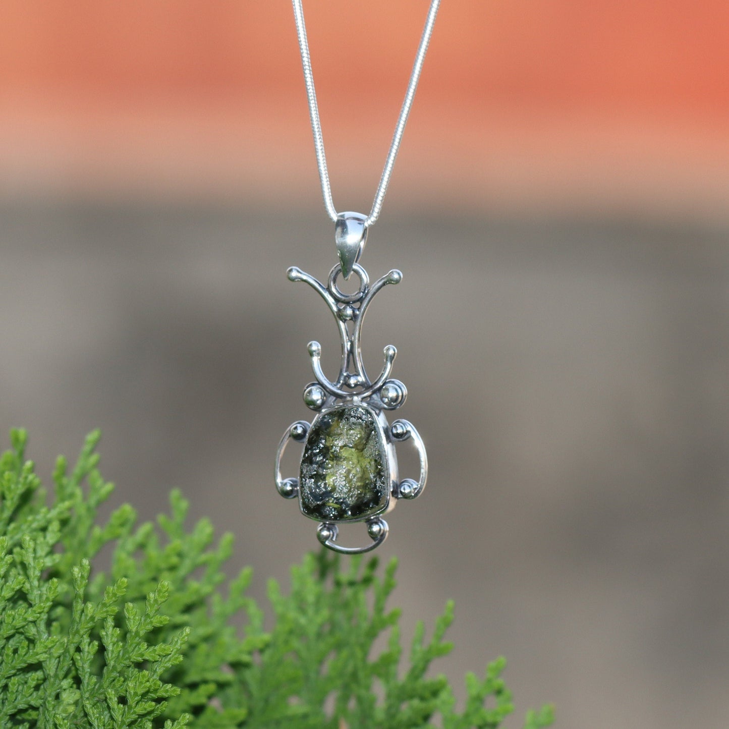 925 Sterling Silver Moldavite Gemstone Pendant Jewelry For Her