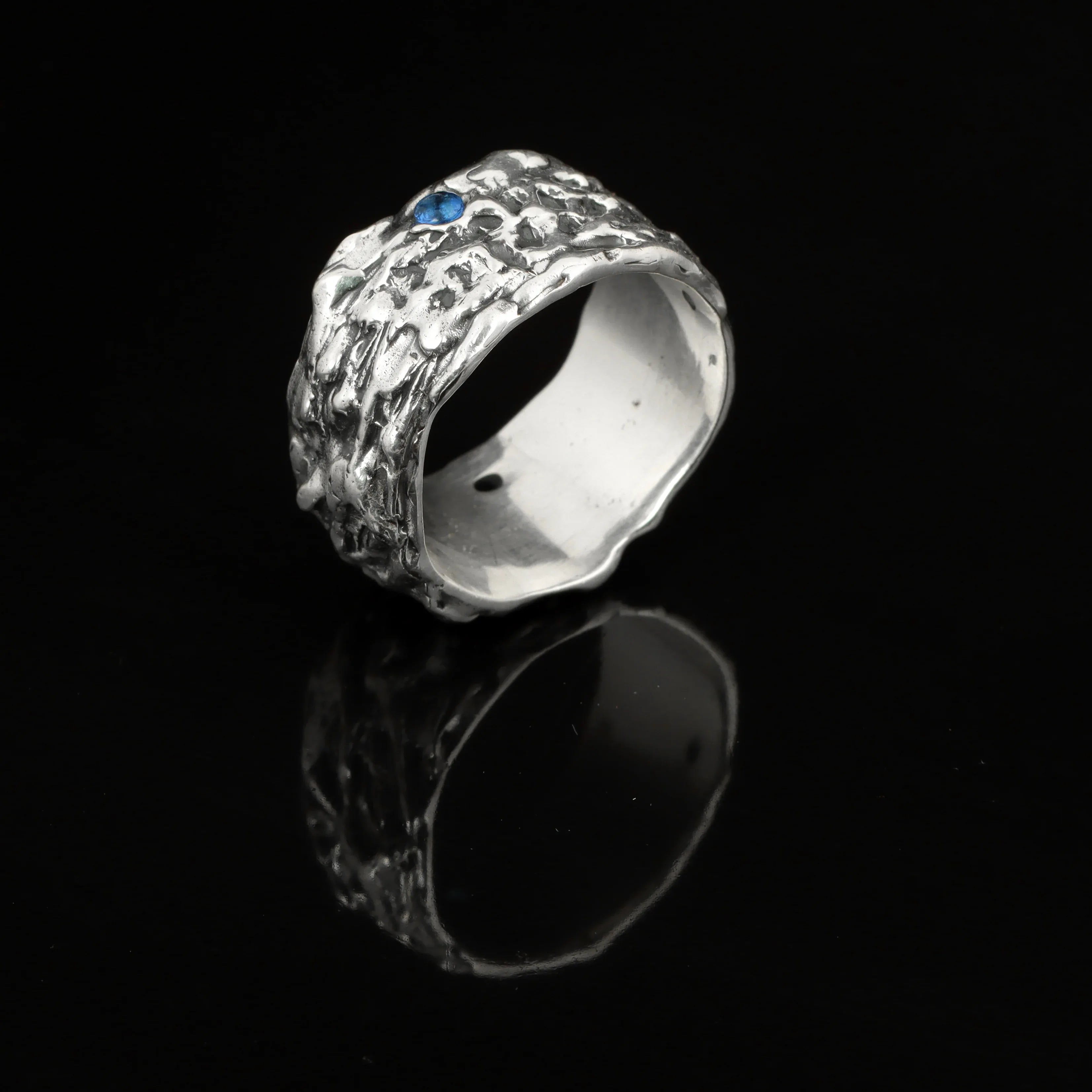 104_1 - Look Jewels