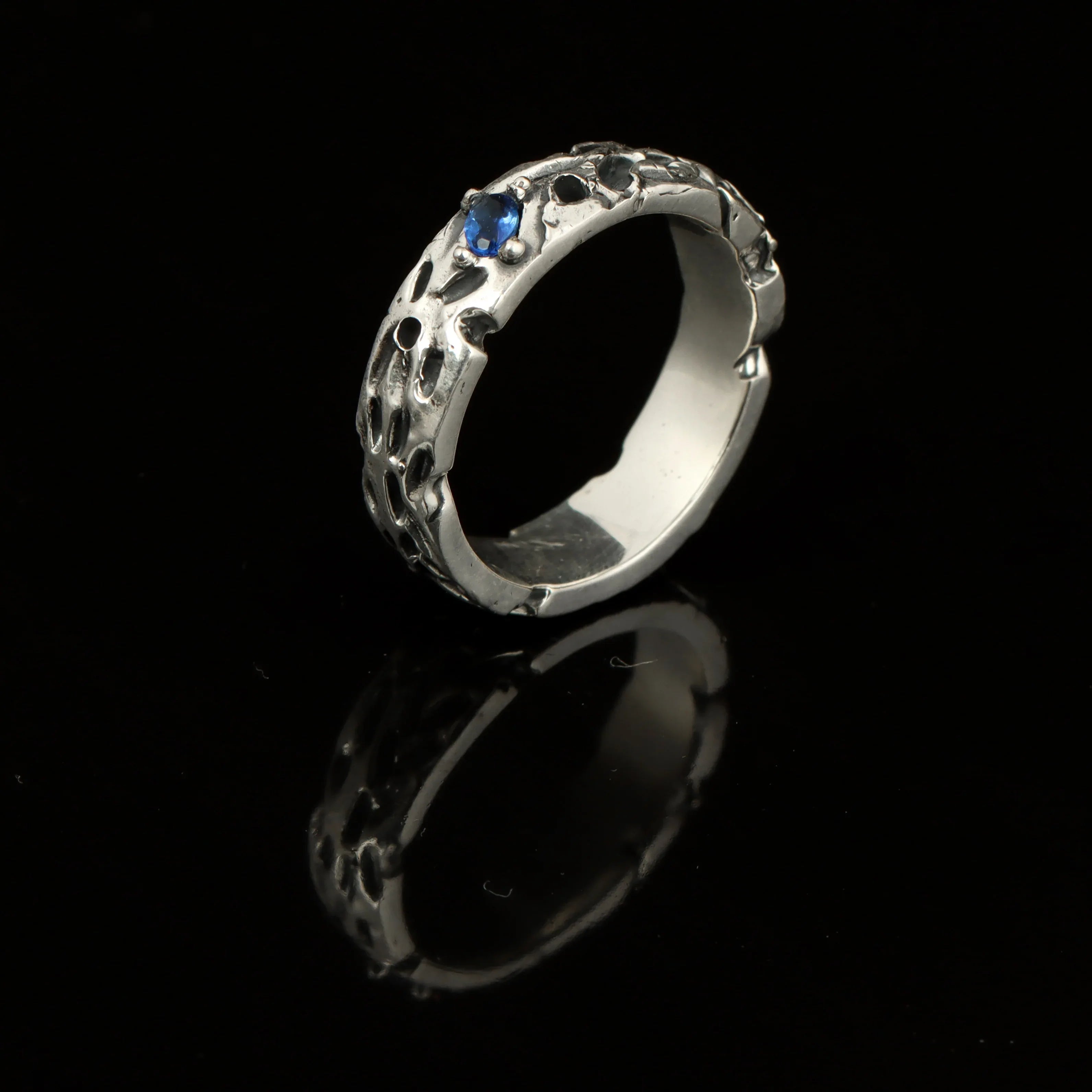 106_1 - Look Jewels