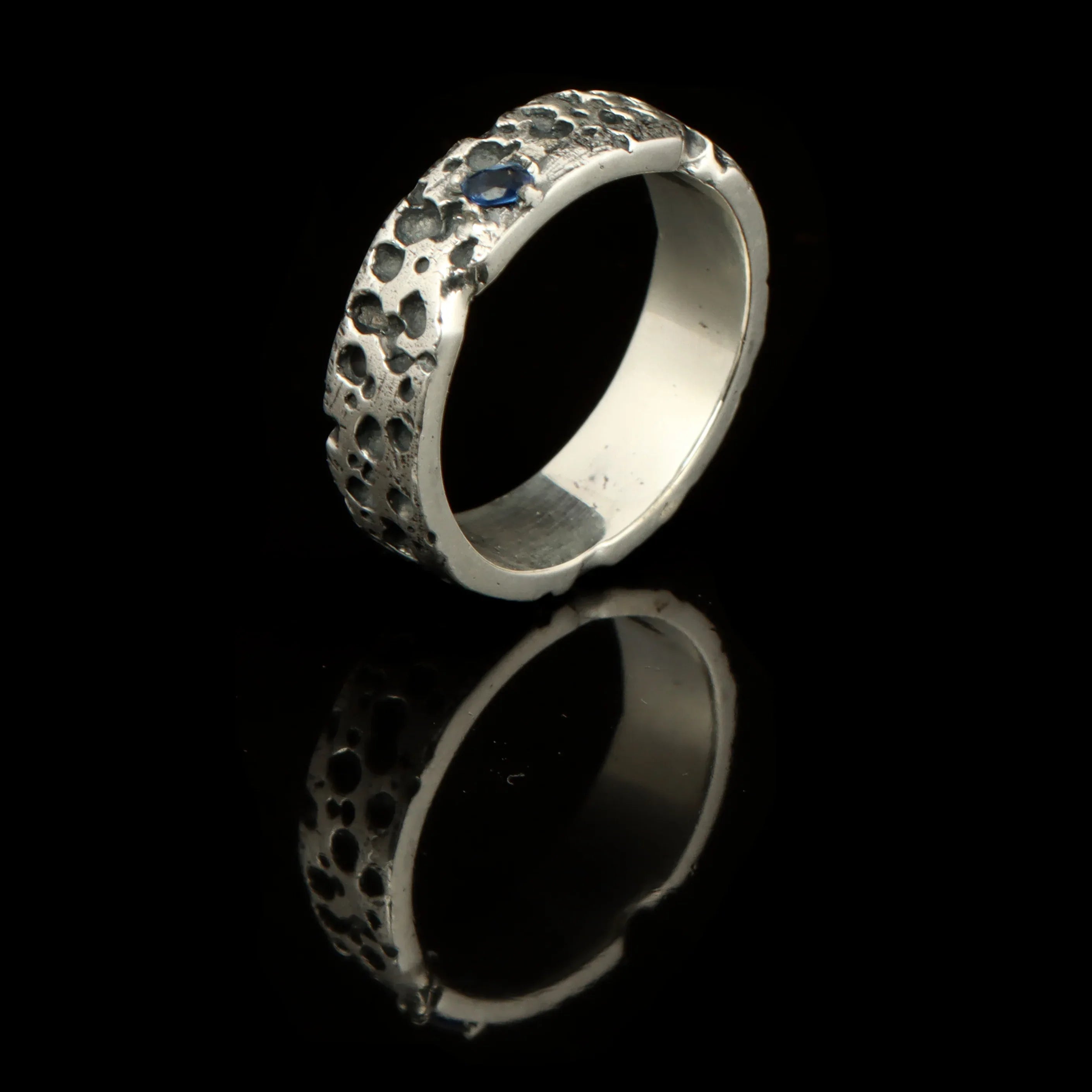 107_2 - Look Jewels