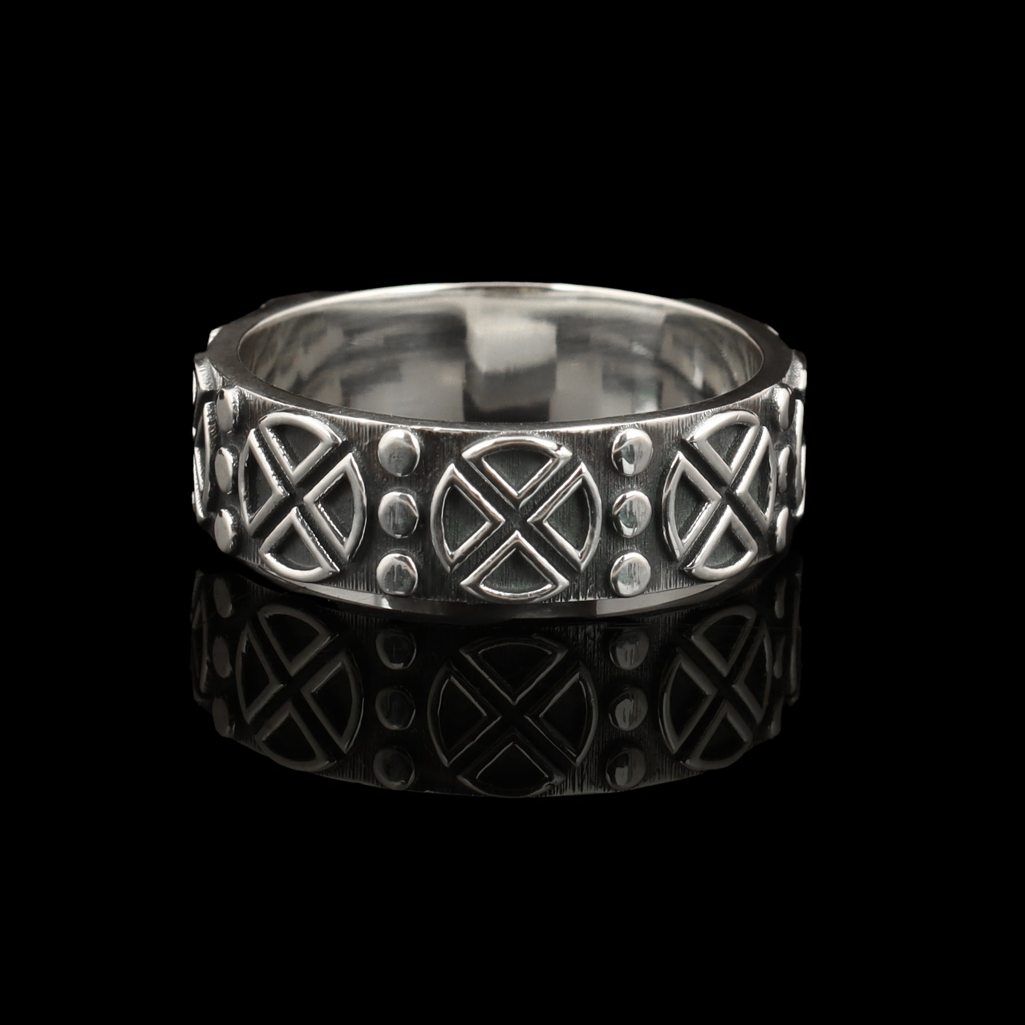 Aegis Quadrant Emblem Band Ring – 925 Sterling Silver Ring
