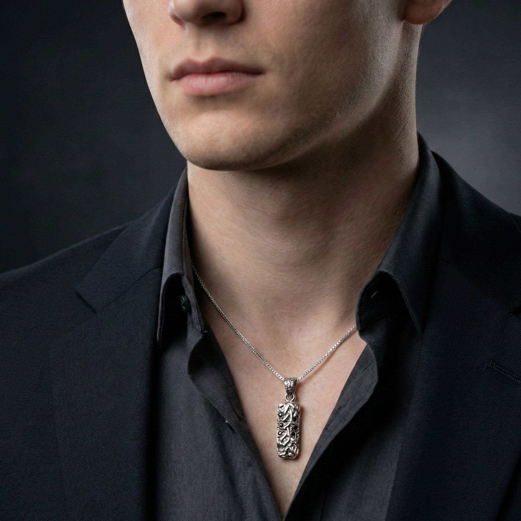 Blue Sapphire Sculpted Bar Pendant – 925 Sterling Silver