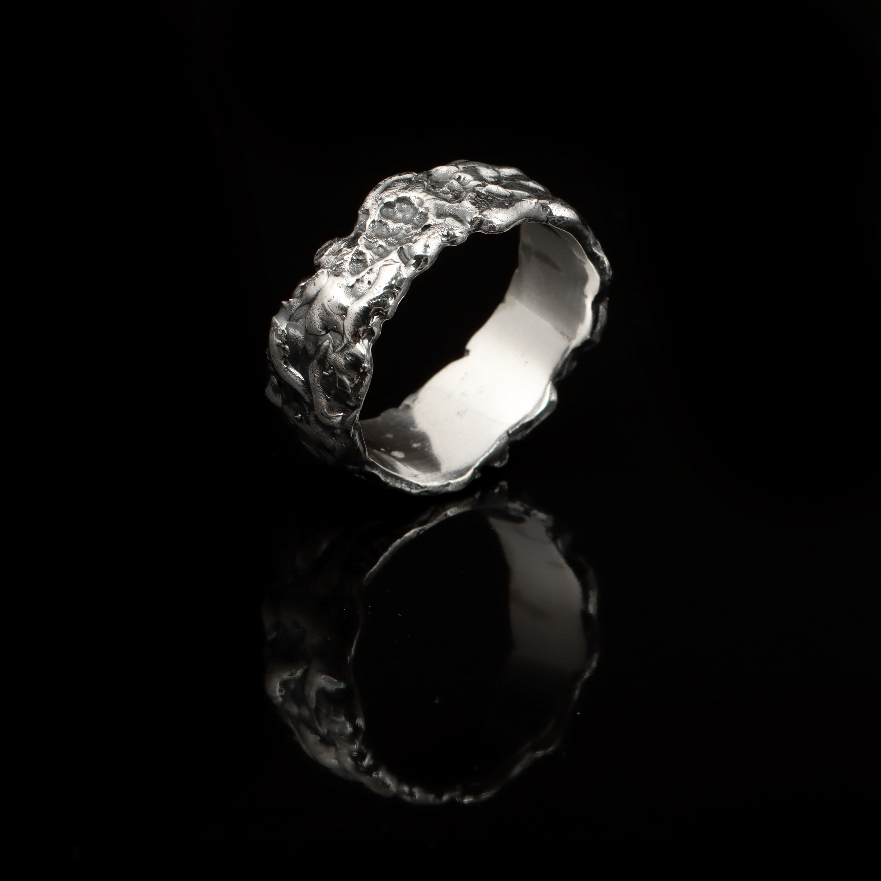 Erosion Crest Band – 925 Sterling Silver