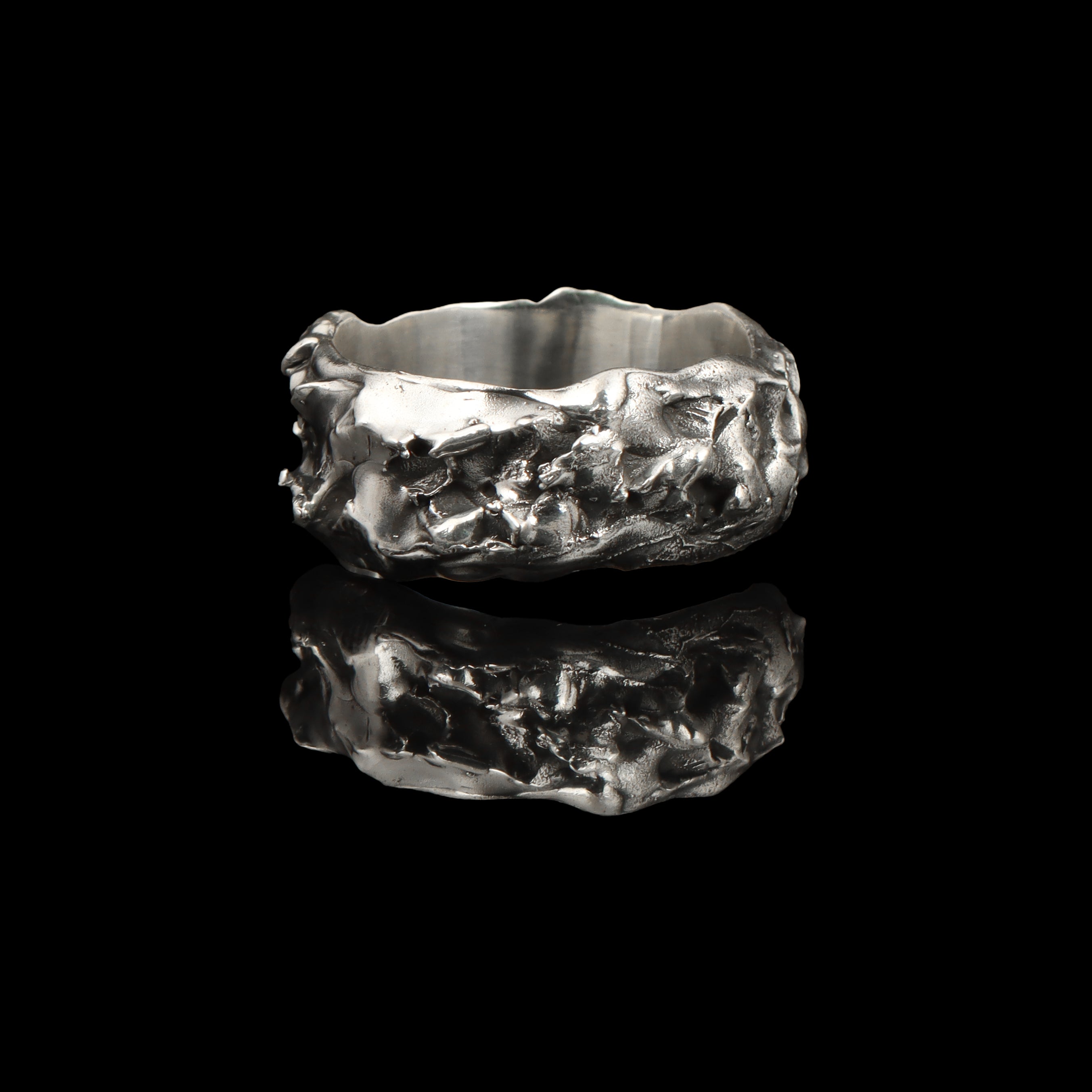 Raw Element Sculpted Band – 925 Sterling Silver