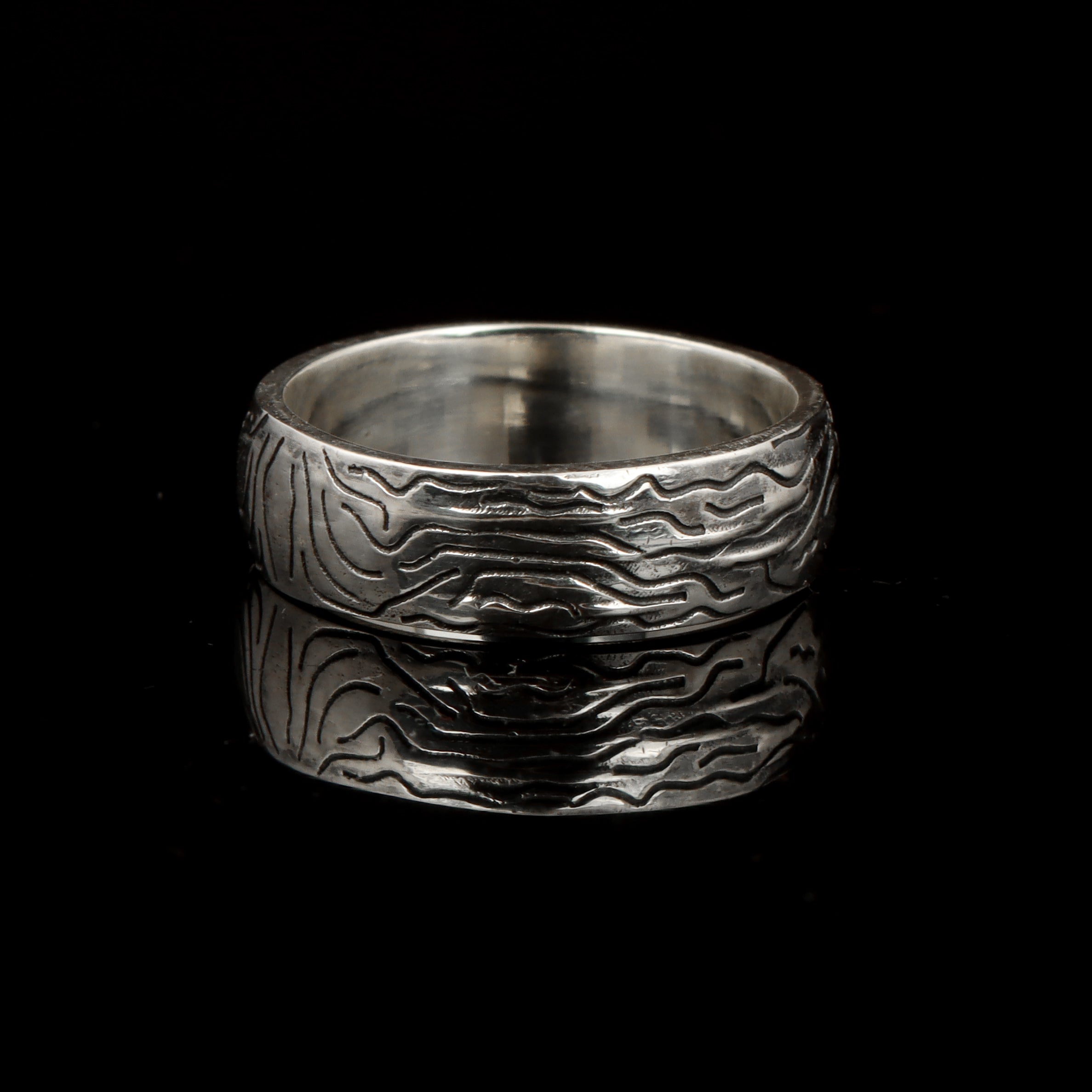 Tidal Flow Engraved Band – 925 Sterling Silver