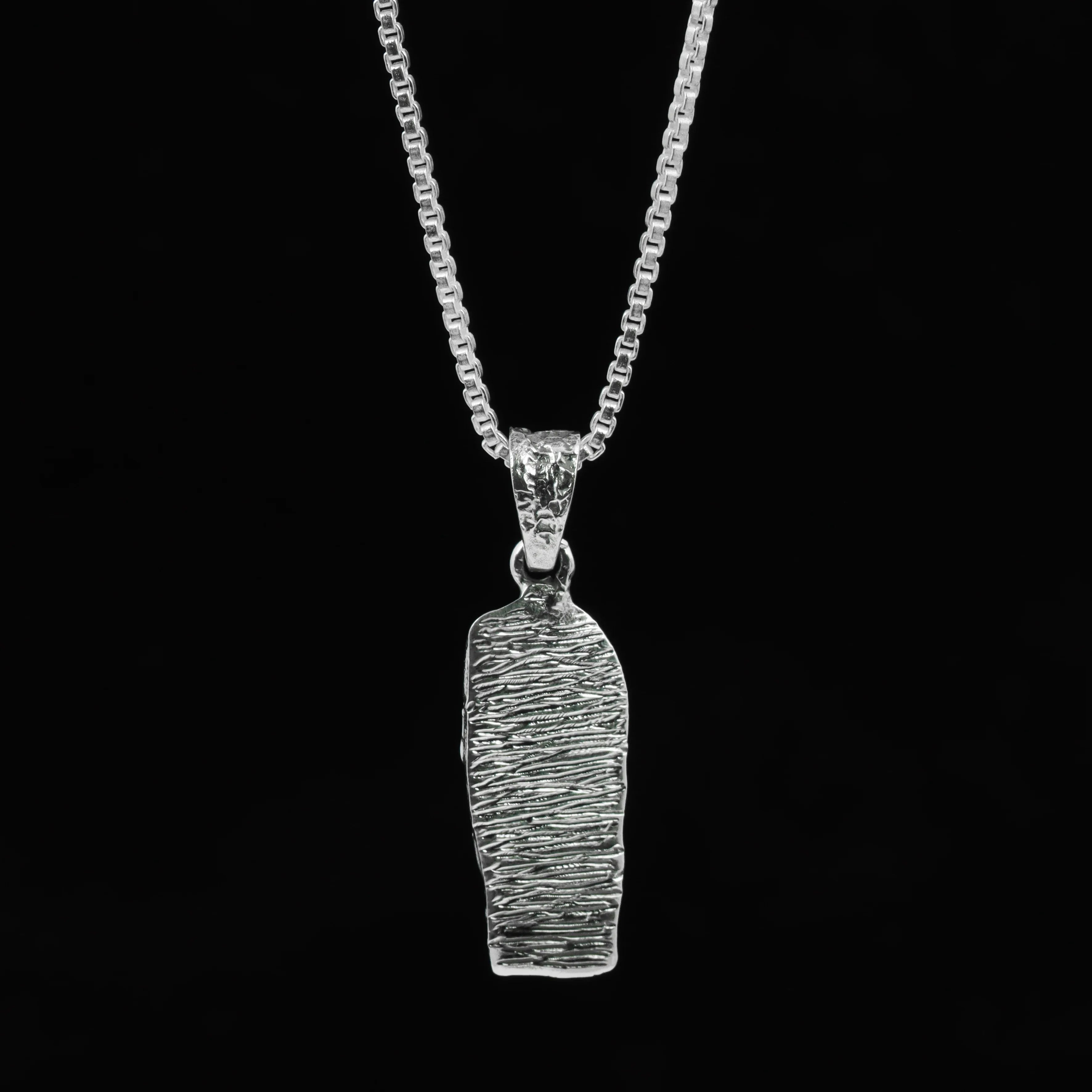 16_3 - Look Jewels