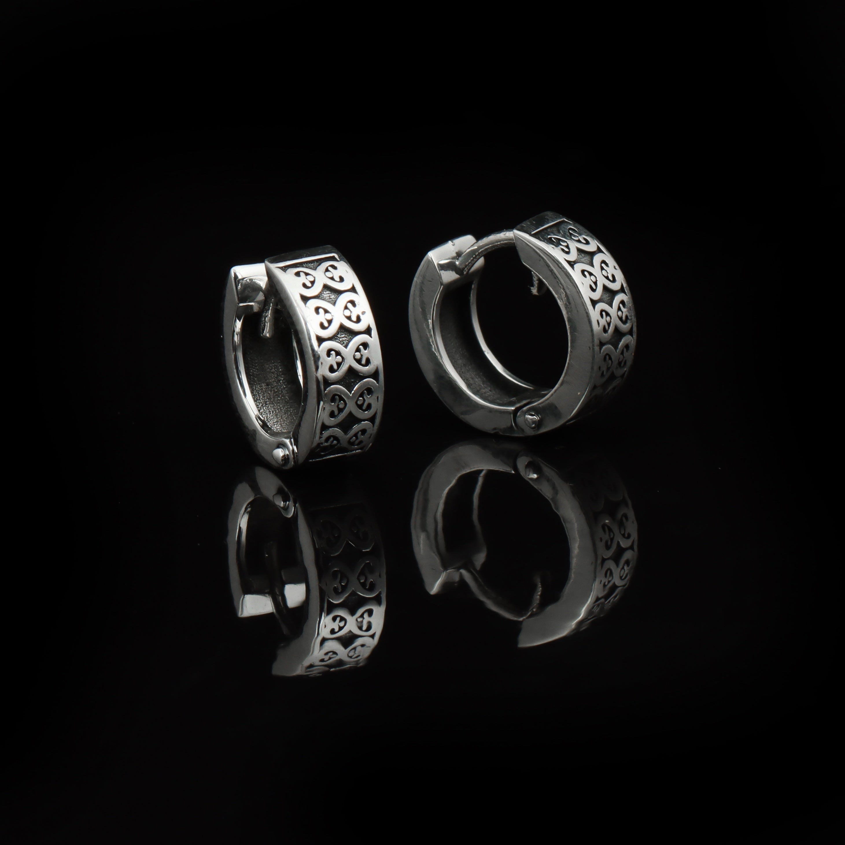 Men’s Heart Scroll Huggie Hoop Earrings – Oxidized 925 Sterling Silver