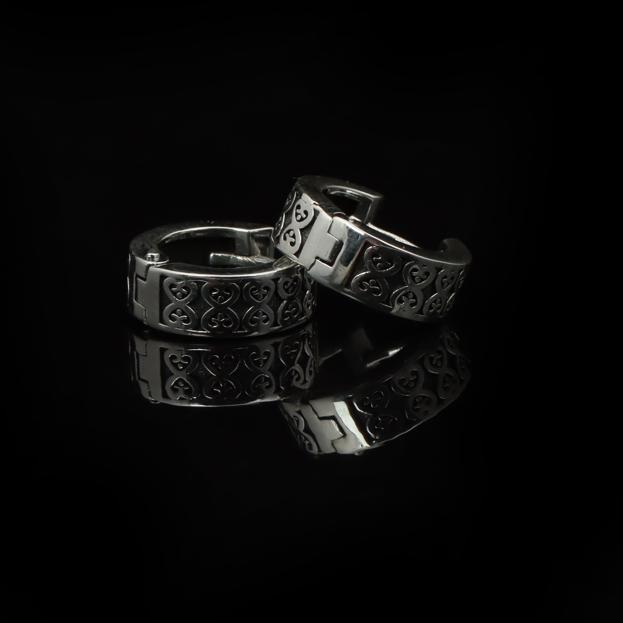 Men’s Heart Scroll Huggie Hoop Earrings – Oxidized 925 Sterling Silver
