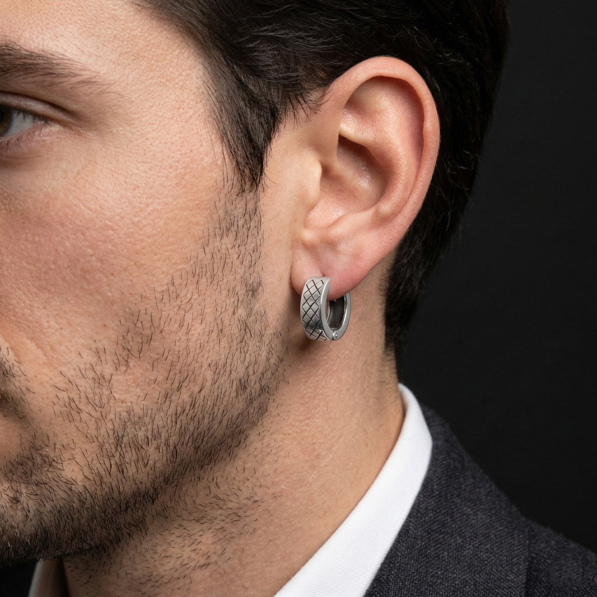 Men’s Diamond Grid Huggie Hoop Earrings – Oxidized 925 Sterling Silver