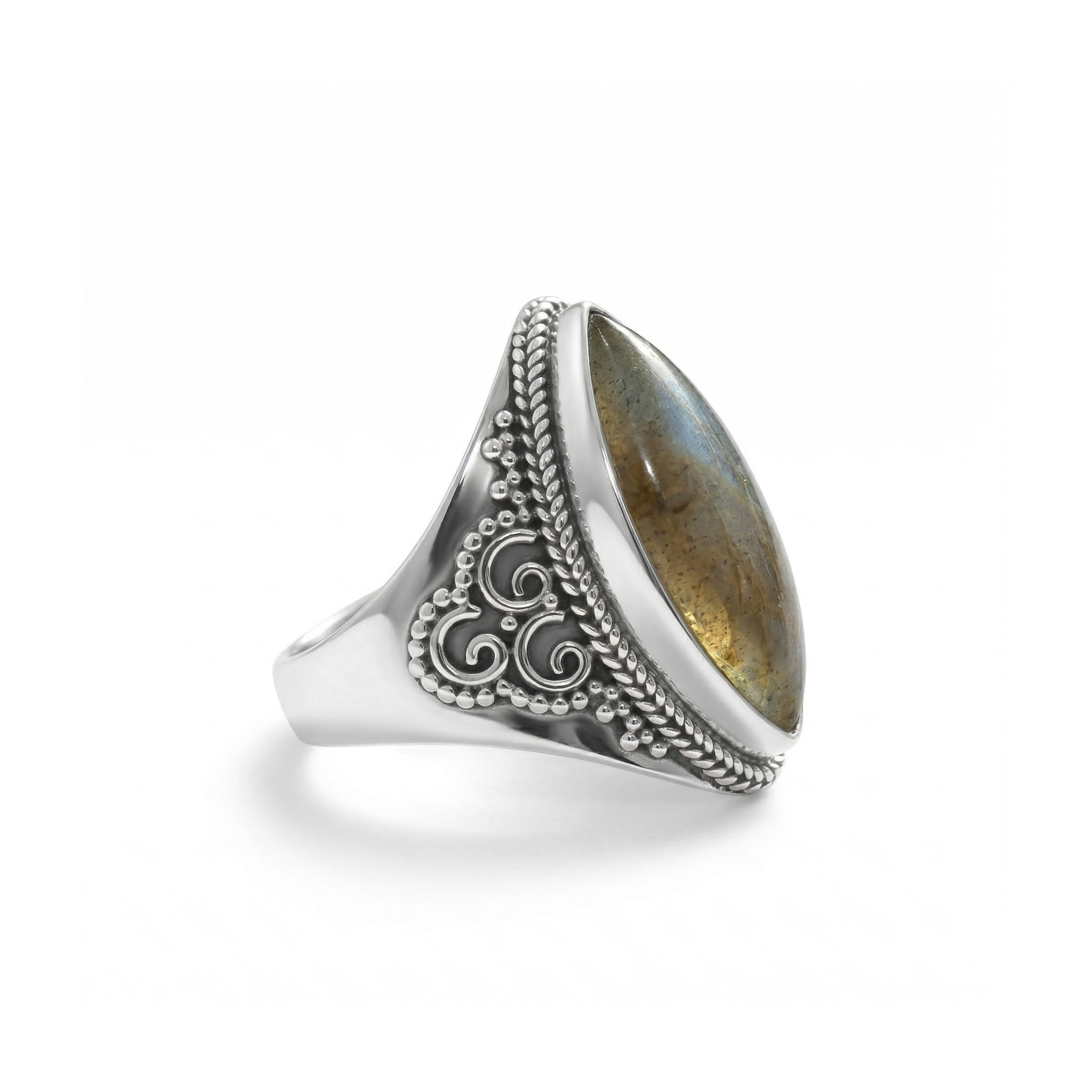 Royal Crest Labradorite Statement Ring – 925 Sterling Silver