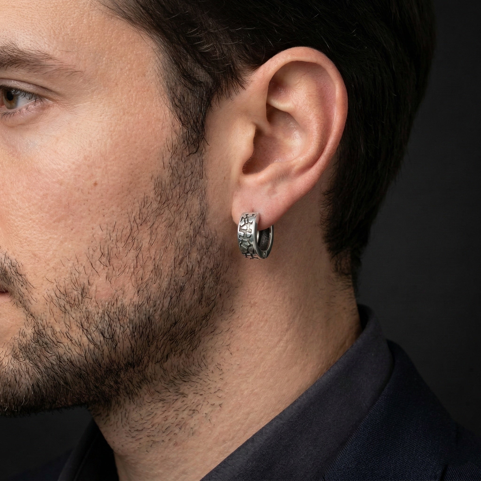 Men’s Mosaic Pattern Huggie Hoop Earrings – Oxidized 925 Sterling Silver