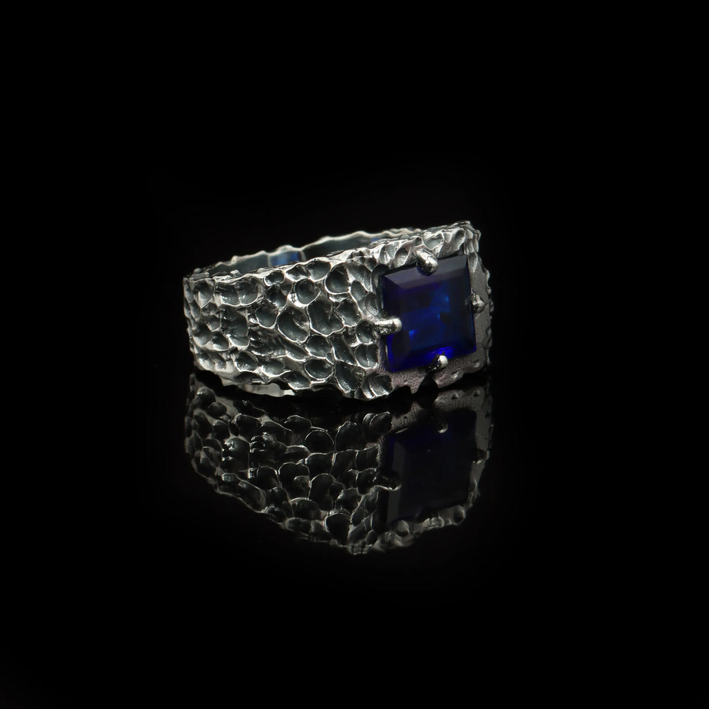 Azure Forge Blue Sapphire Ring – 925 Sterling Silver