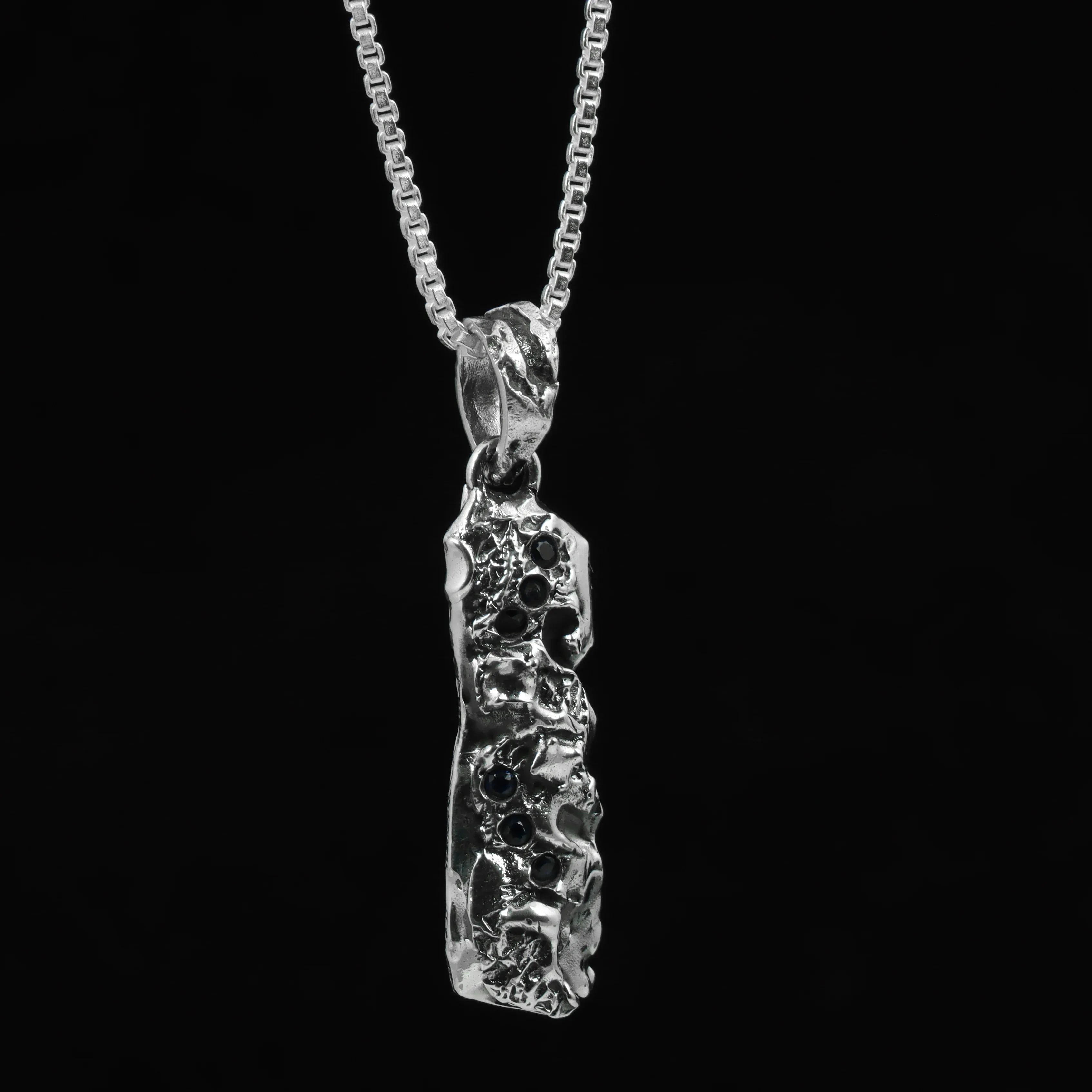 44_4 - Look Jewels