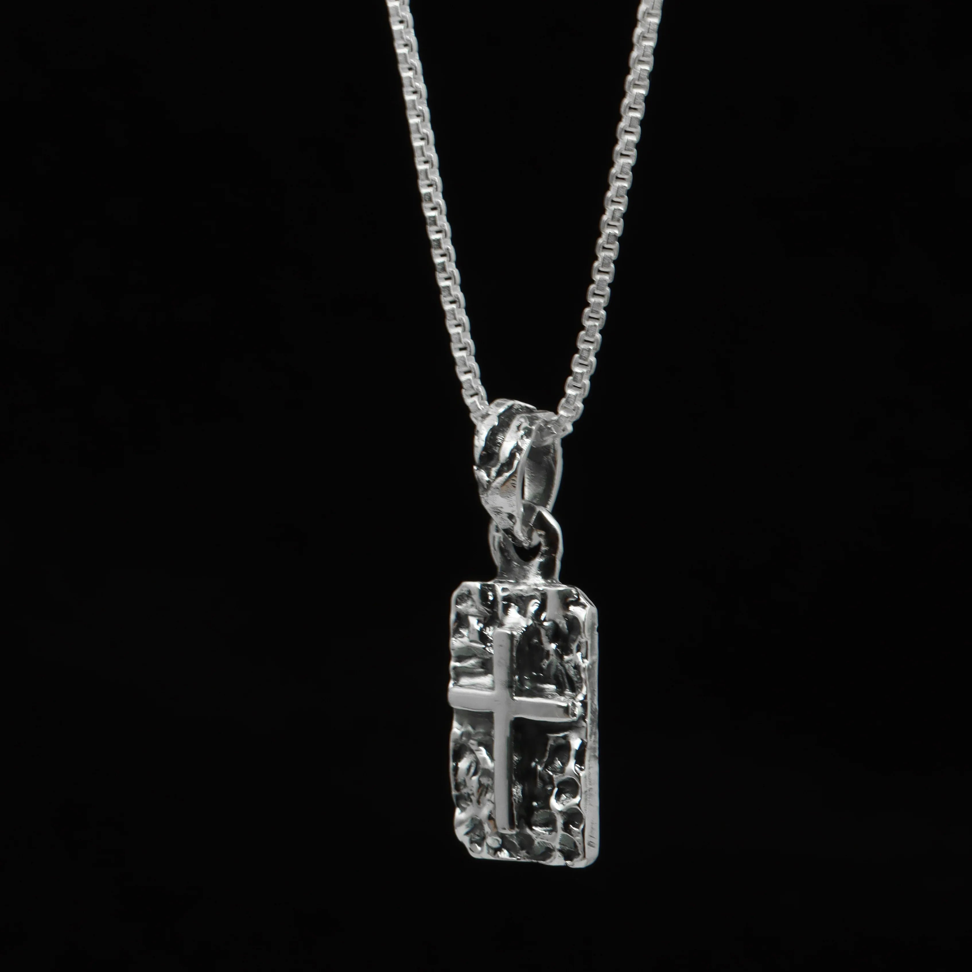 47_3 - Look Jewels