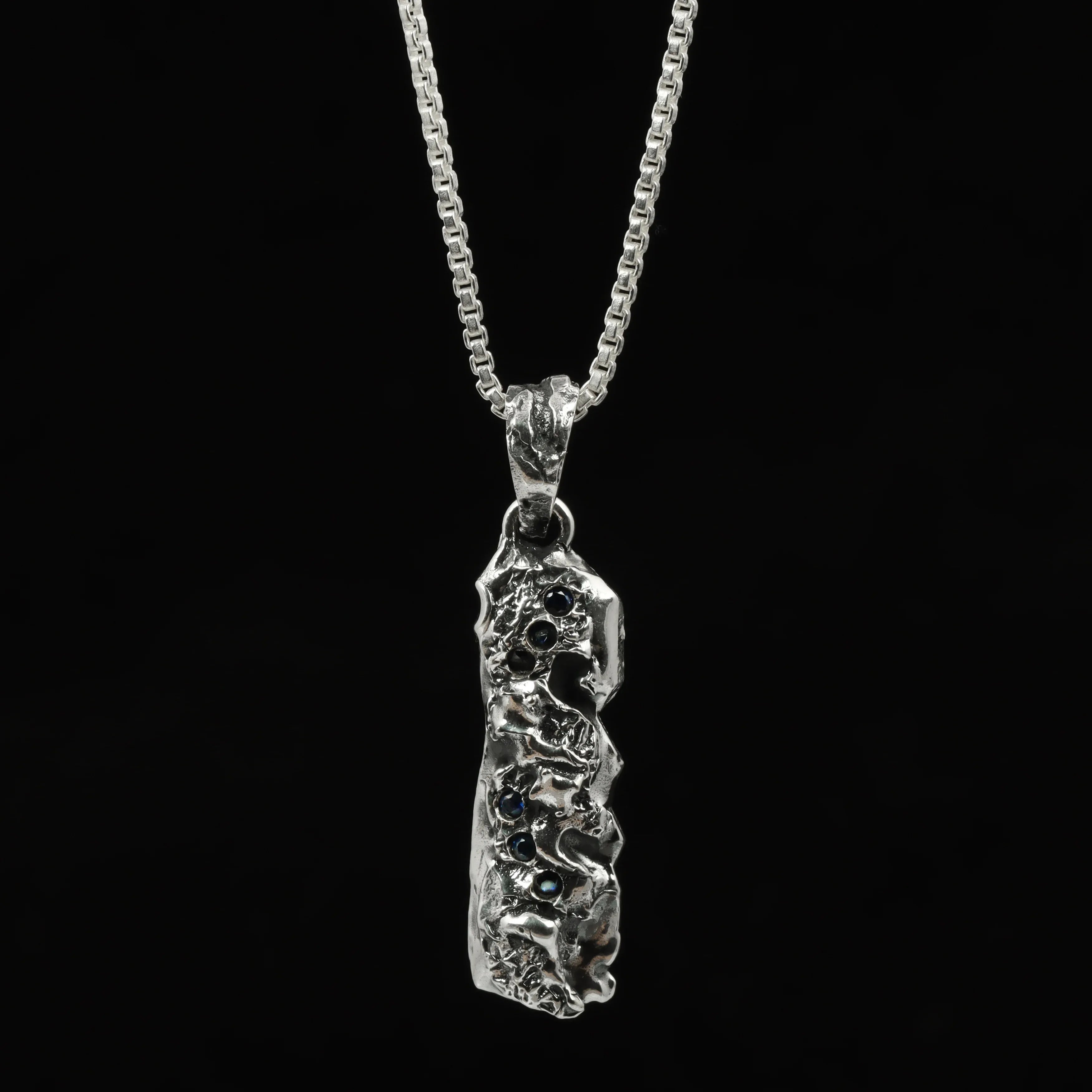 52_2 - Look Jewels