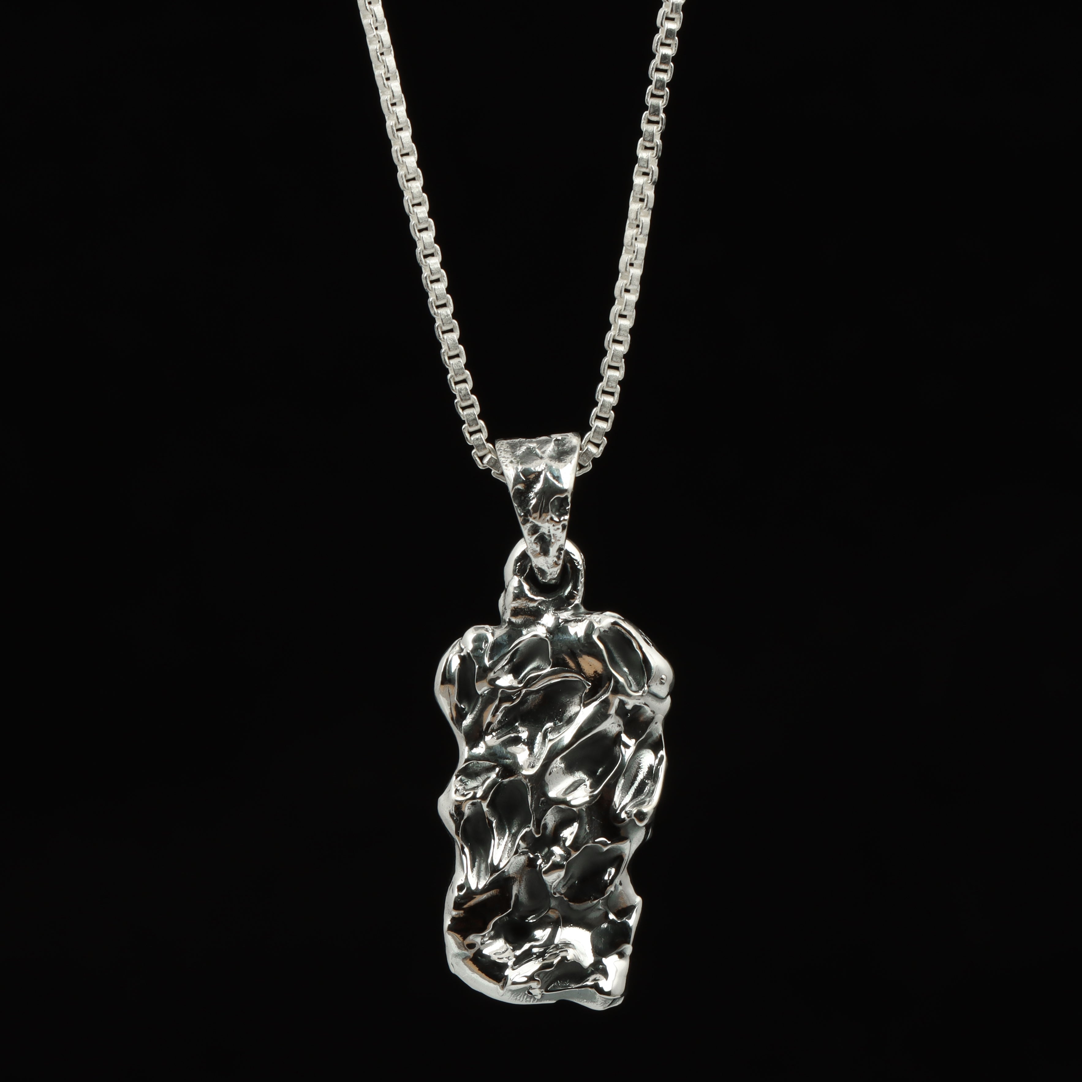 Abstract Fluid Form Pendant – 925 Sterling Silver