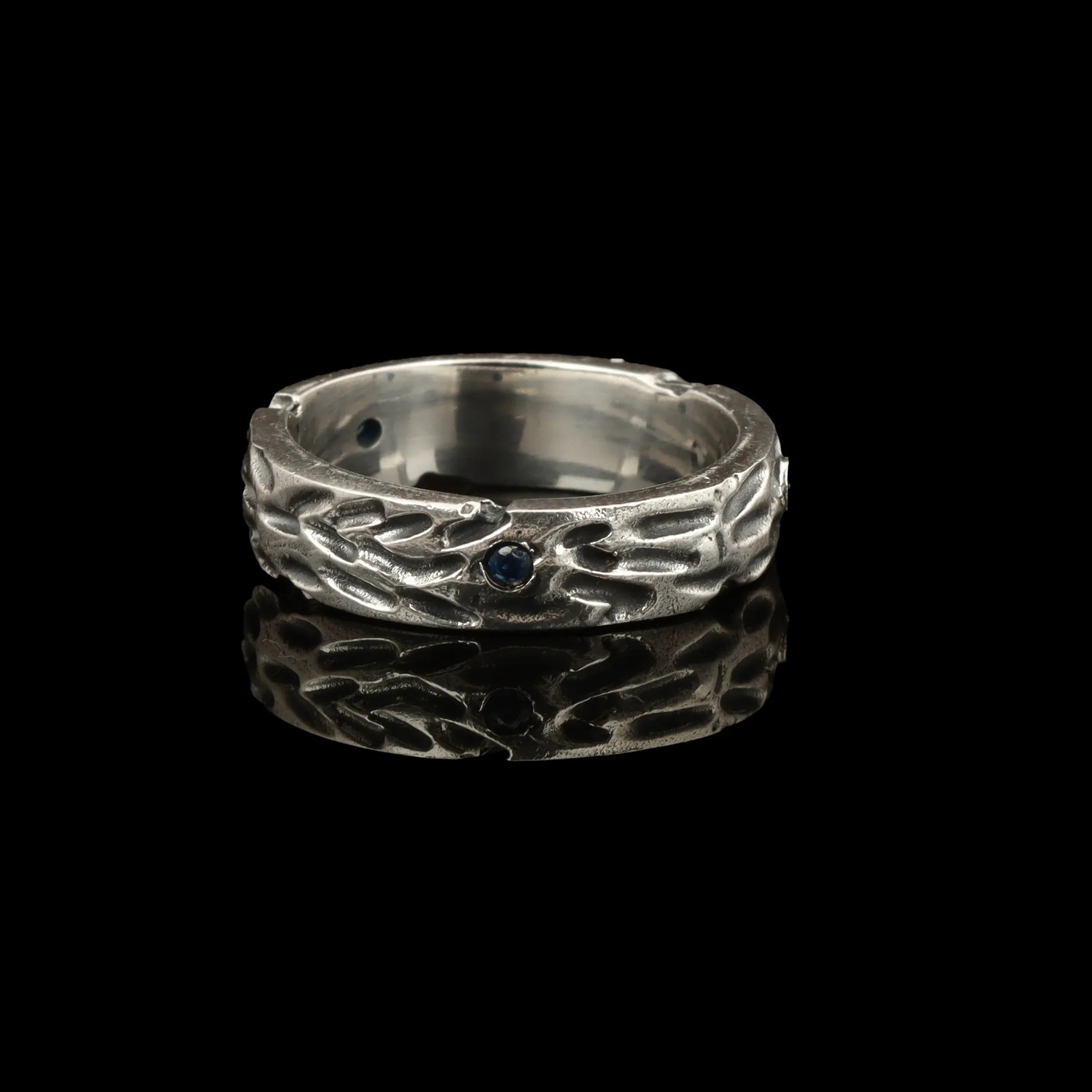 77_1 - Look Jewels