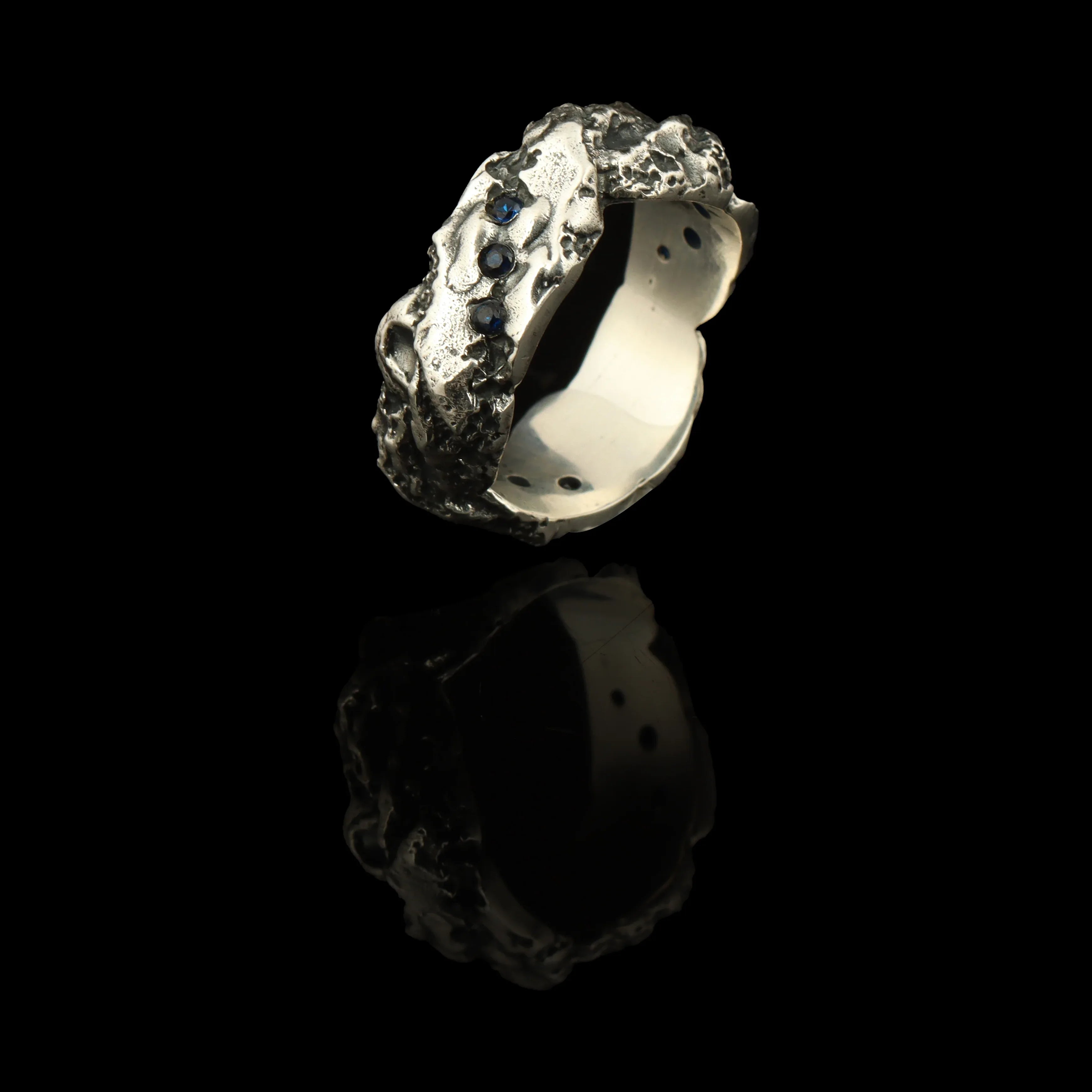 84_2 - Look Jewels