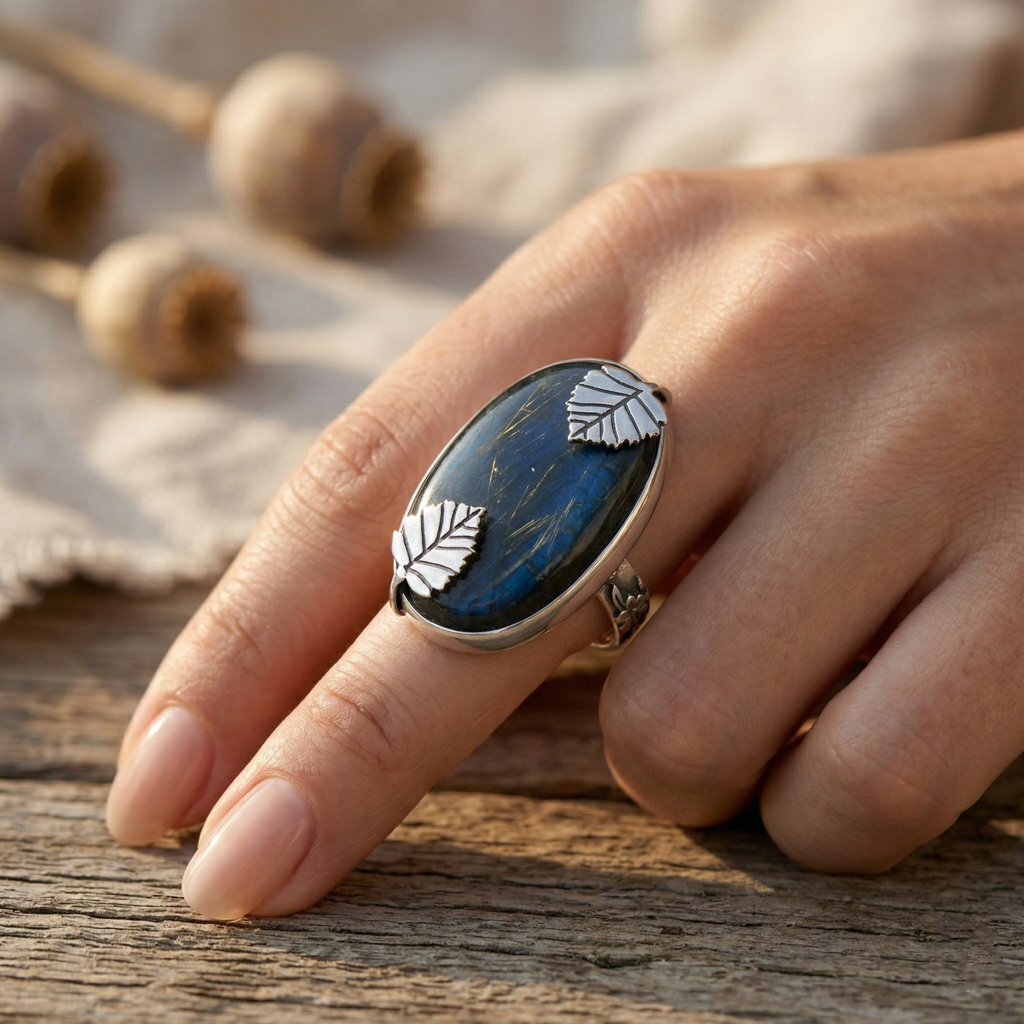 Midnight Leaf Labradorite Statement Ring – 925 Sterling Silver