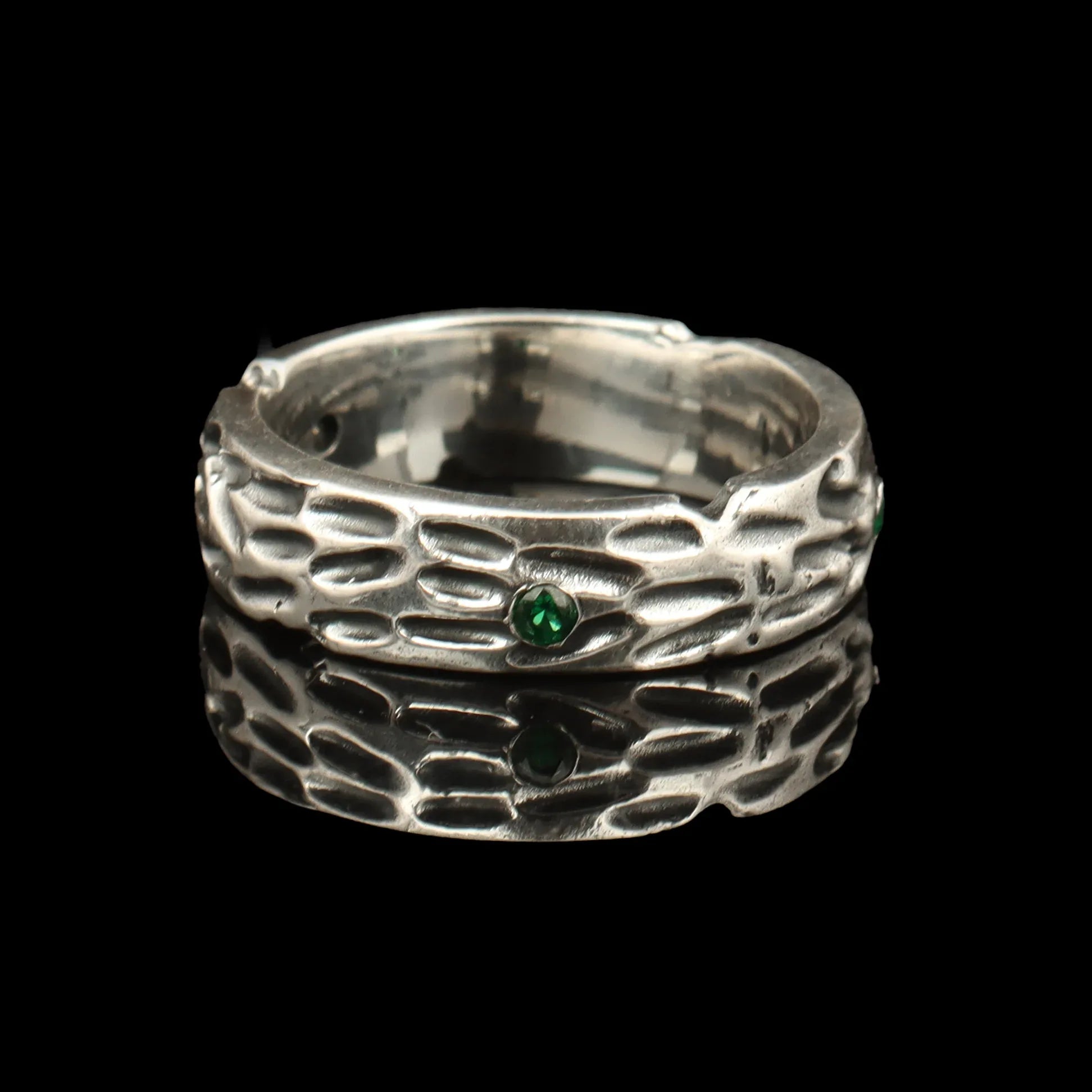 93_2 - Look Jewels