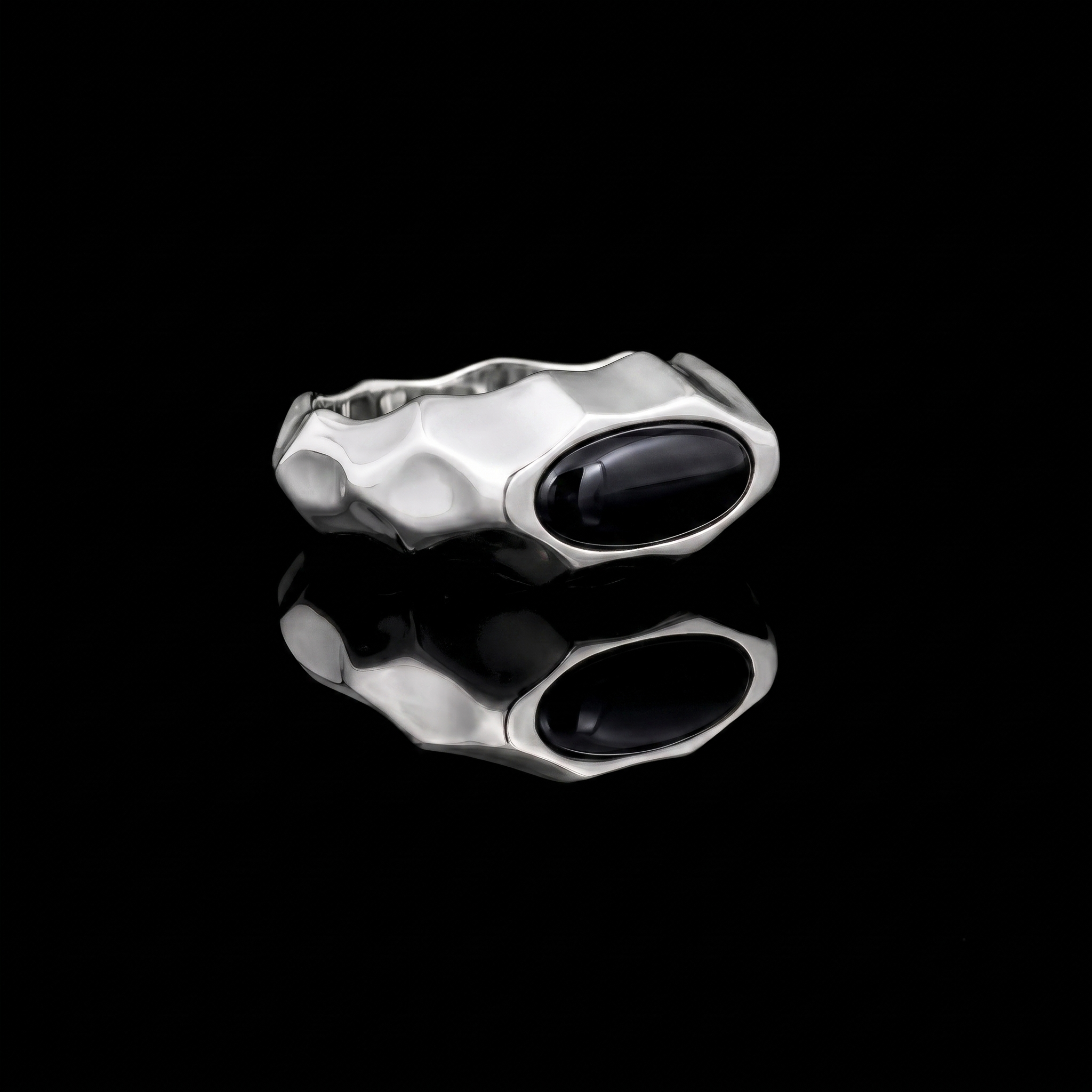 Riven Black Onyx Signet Ring – 925 Sterling Silver
