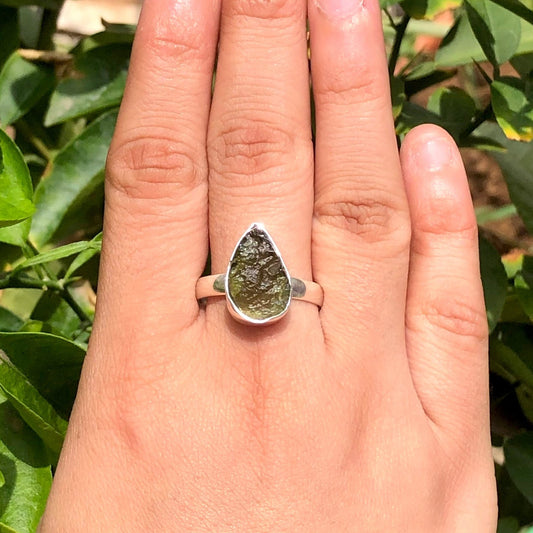 925 Sterling Silver Czech Republic Pear Shape Moldavite Gemstone Ring Gift For Her