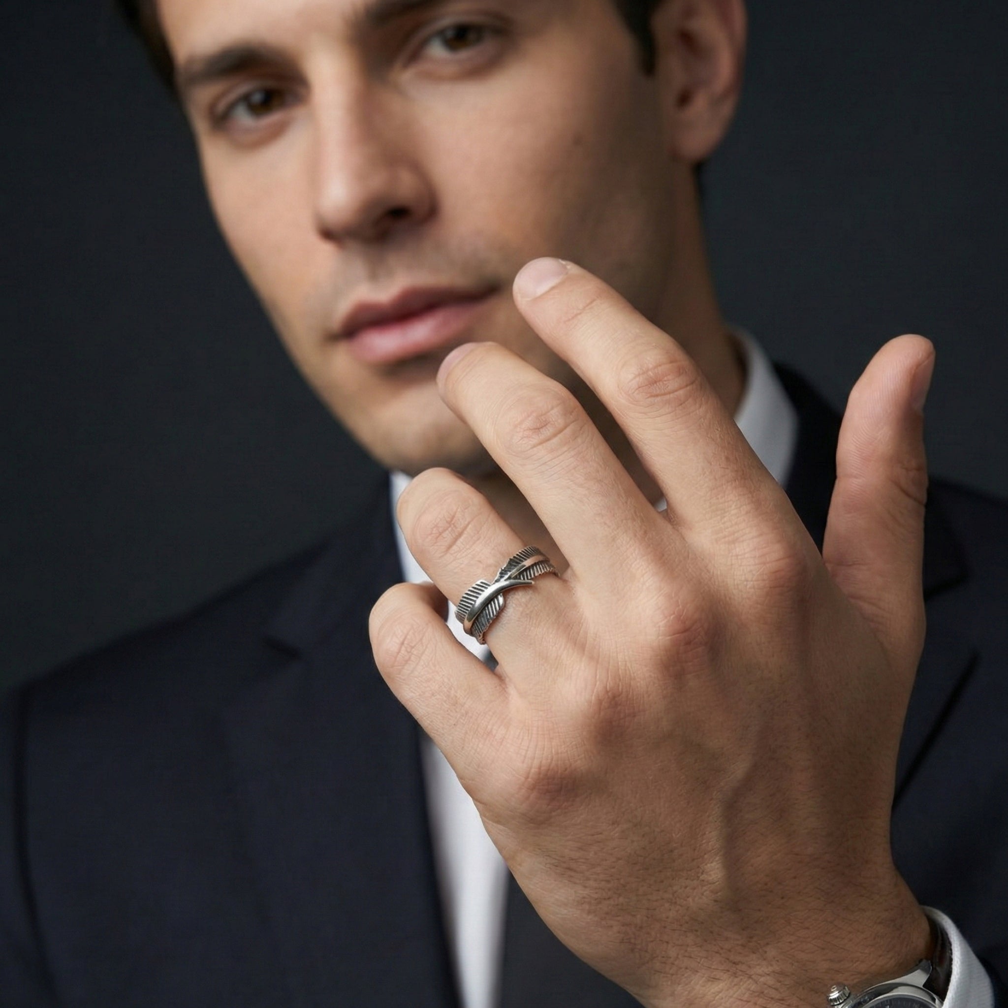 Aerathion Sovereign Plume Band – 925 Sterling Silver