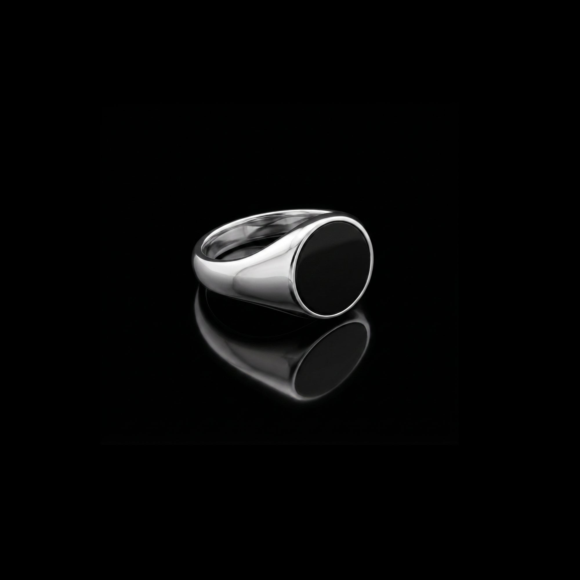Monarch Black Onyx Signet Ring – 925 Sterling Silver
