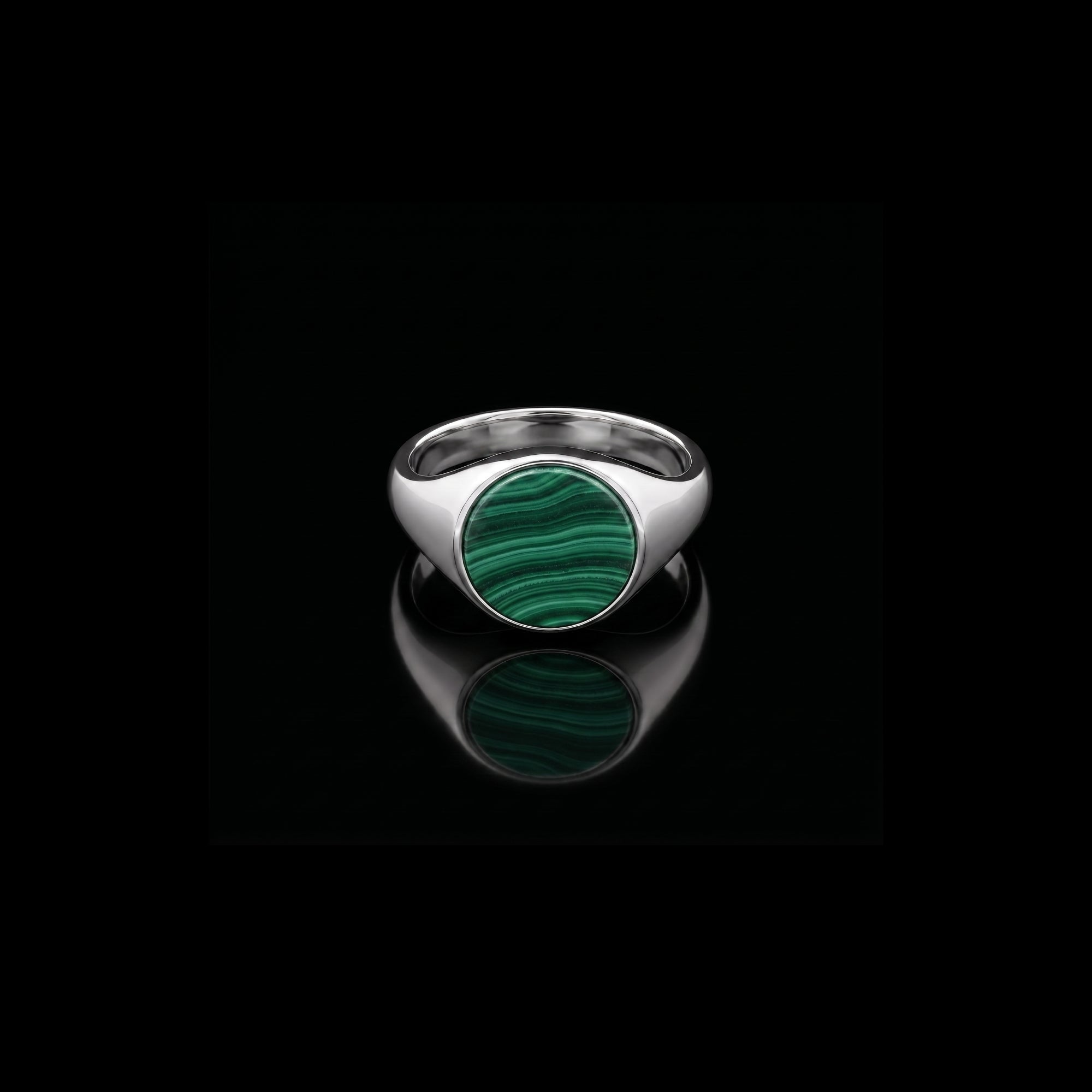 Monarch Malachite Signet Ring – 925 Sterling Silver