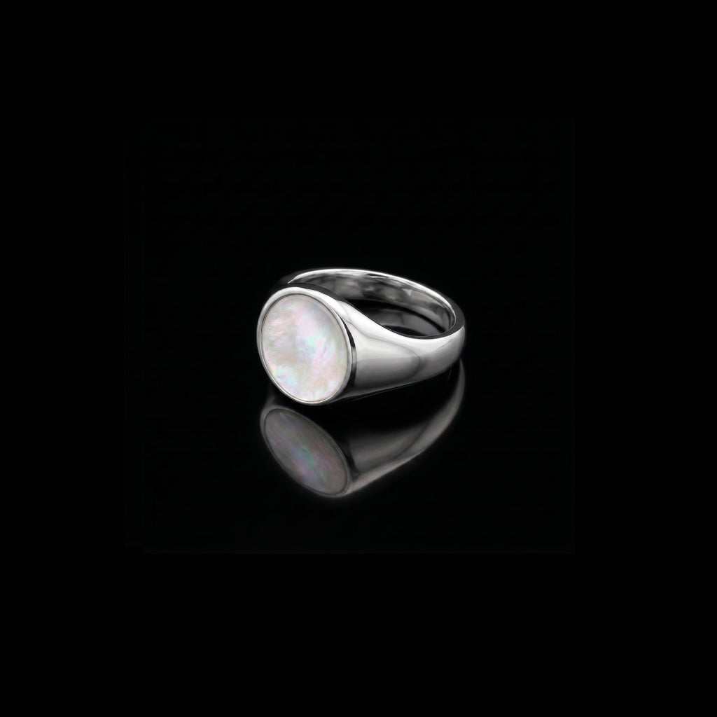 Monarch Mother of Pearl Signet Ring – 925 Sterling Silver