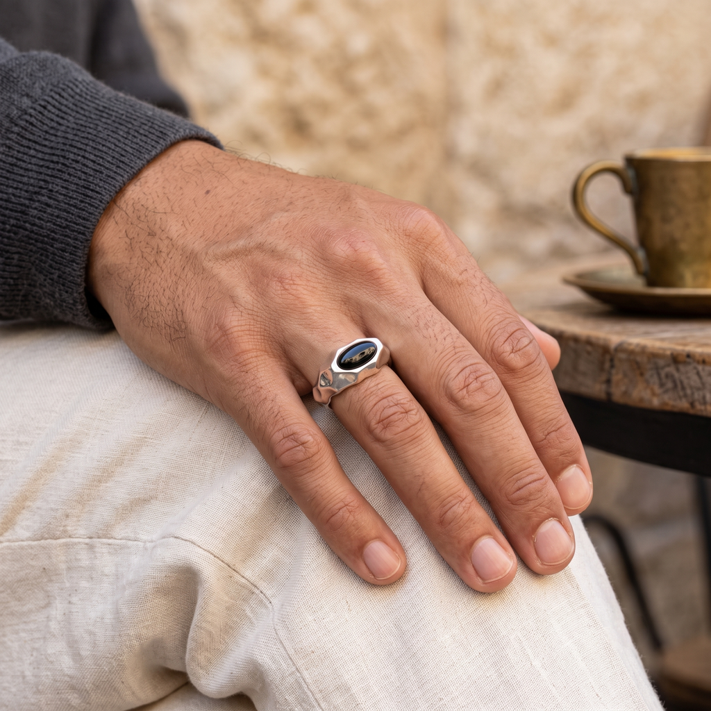 Riven Black Onyx Signet Ring – 925 Sterling Silver