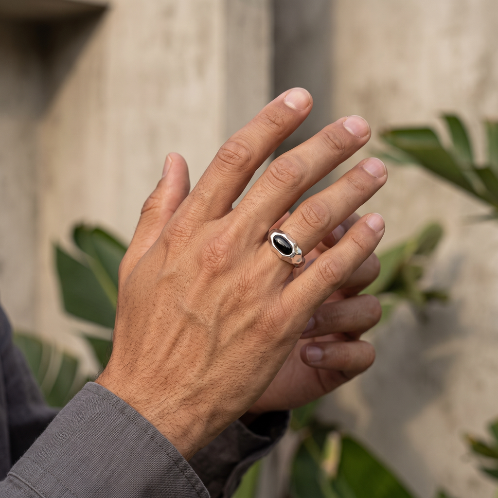 Riven Black Onyx Signet Ring – 925 Sterling Silver