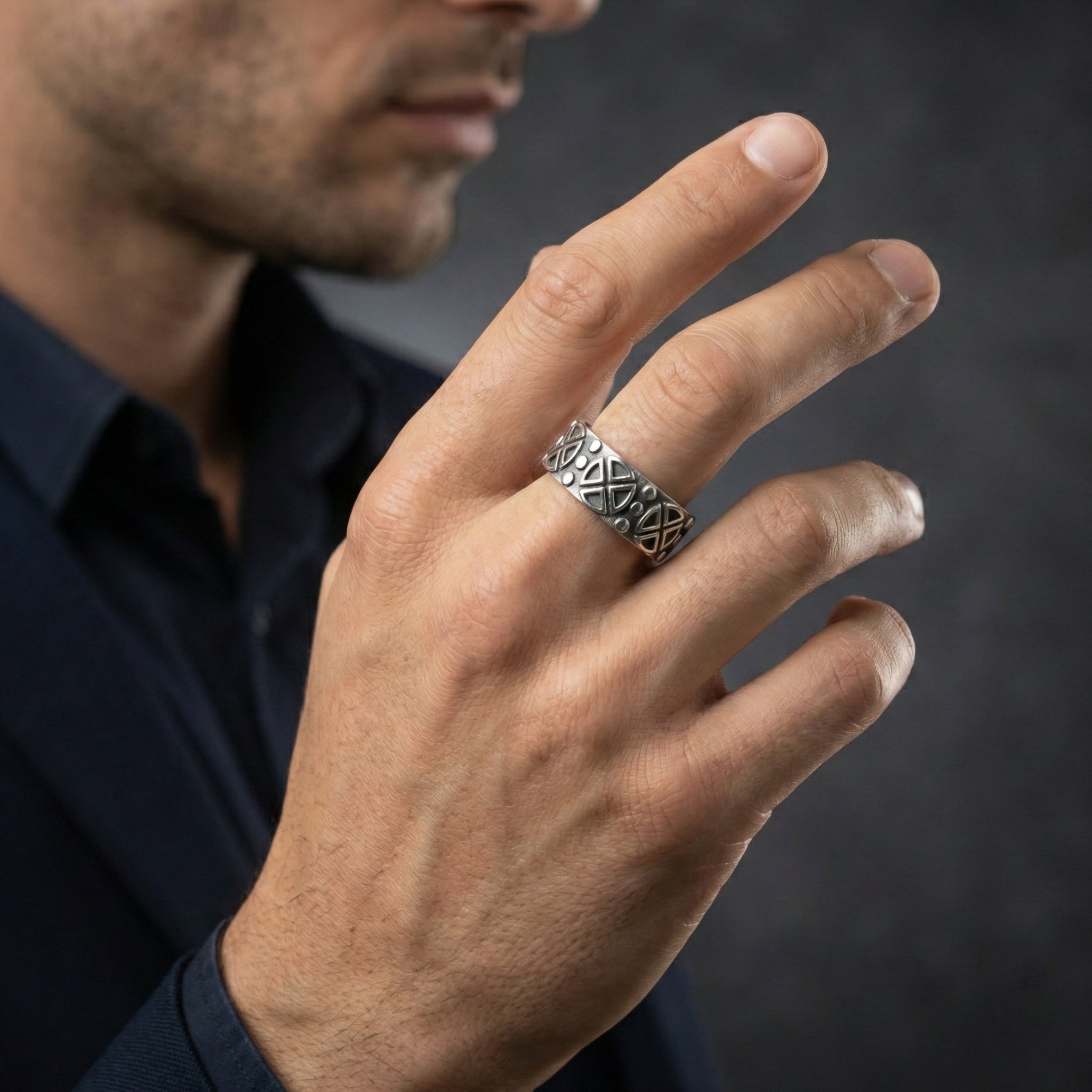 Aegis Quadrant Emblem Band Ring – 925 Sterling Silver Ring