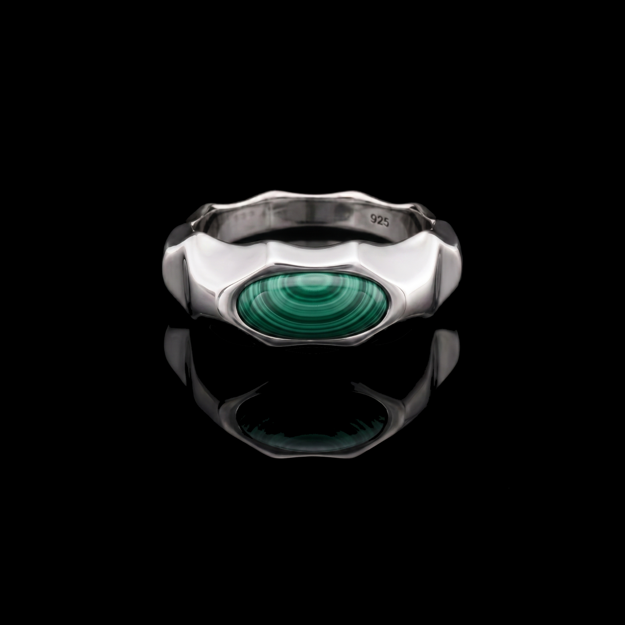 Riven Malachite Signet Ring – 925 Sterling Silver