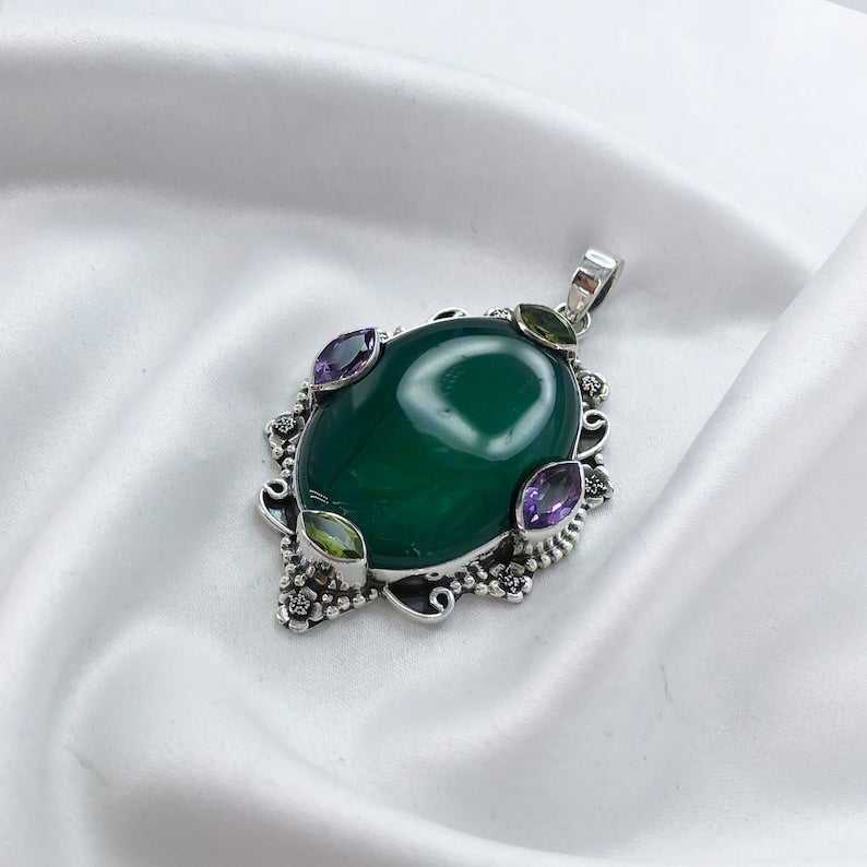 Natural Green Onyx Gemstone 925 Sterling Silver Boho Pendant Gift For Her