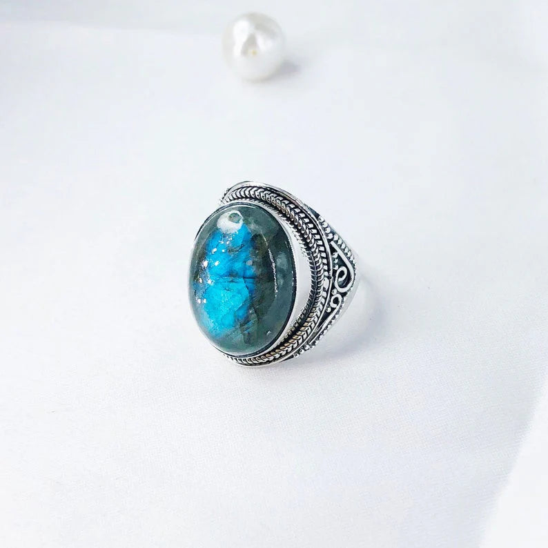 Natural Labradorite Gemstone Ring in 925 Sterling Silver