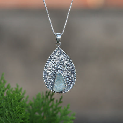 925 Sterling Silver Raw Aquamarine Gemstone Pendant