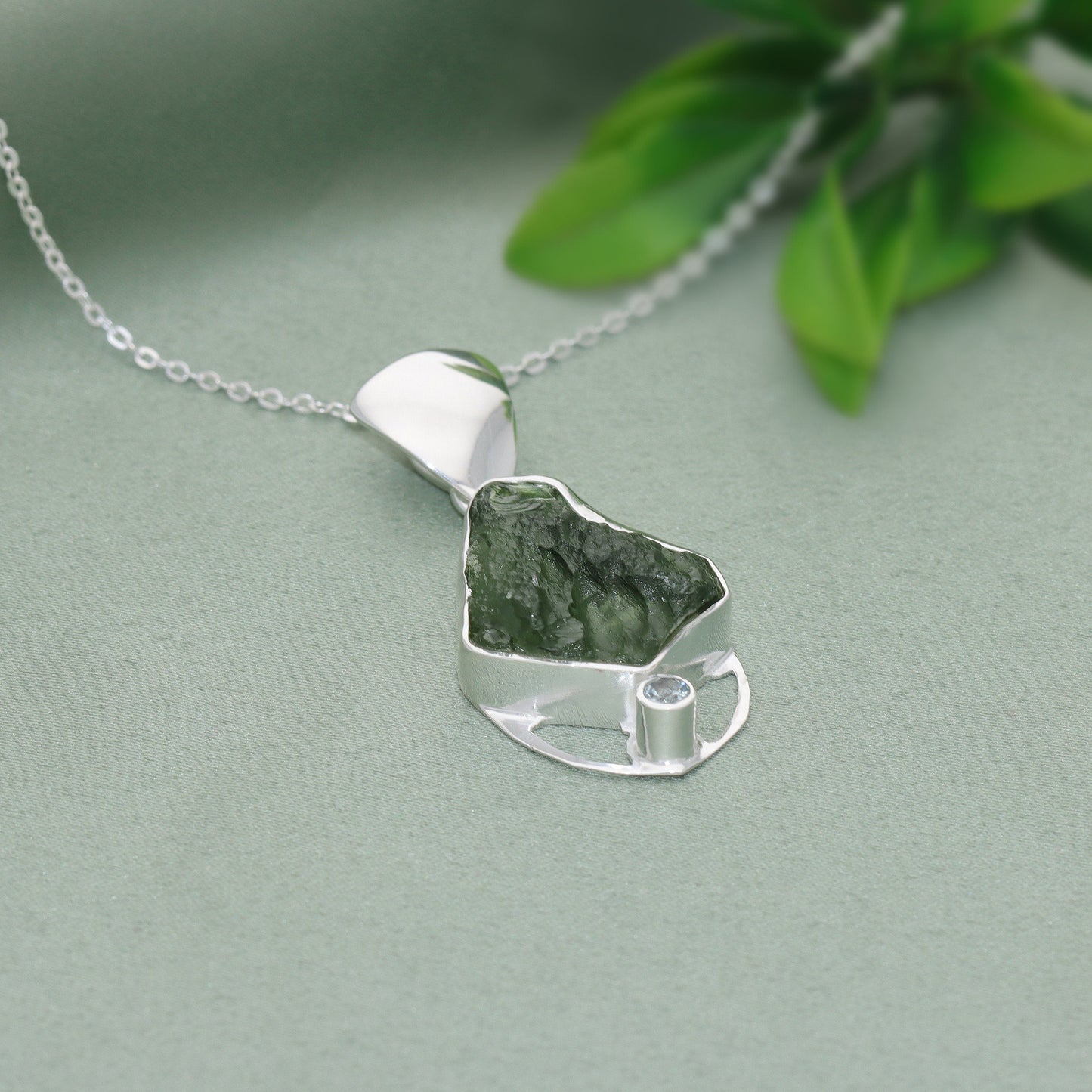 925 Sterling Silver Raw Authentic Moldavite Gemstone Pendant Gift For Her