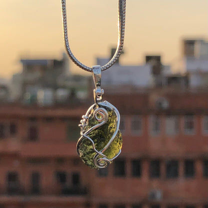 925 Sterling Silver Authentic Czech Republic Moldavite Gemstone Pendant Jewelry